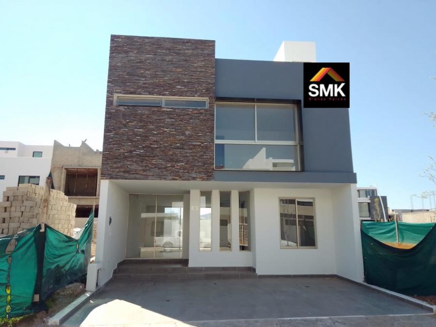 Home in Metric Way