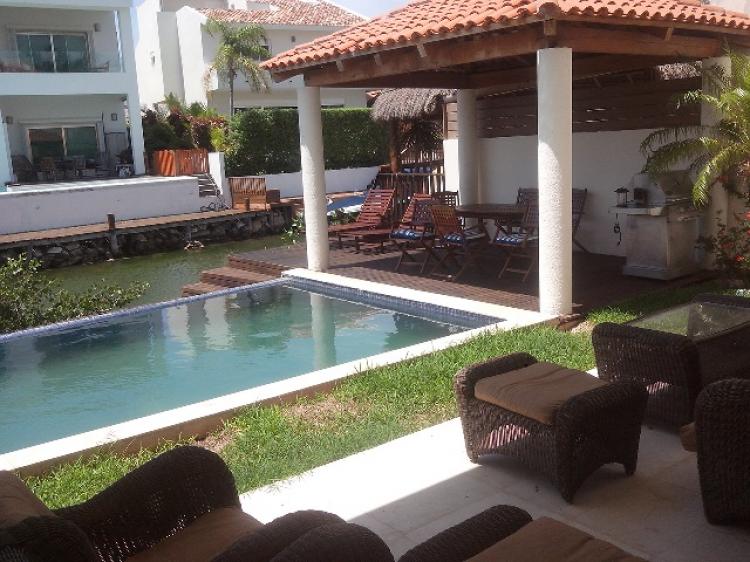 Foto Casa en Venta en ISLA DORADA, Cancn, Quintana Roo - $ 9.750.000 - CAV107708 - BienesOnLine