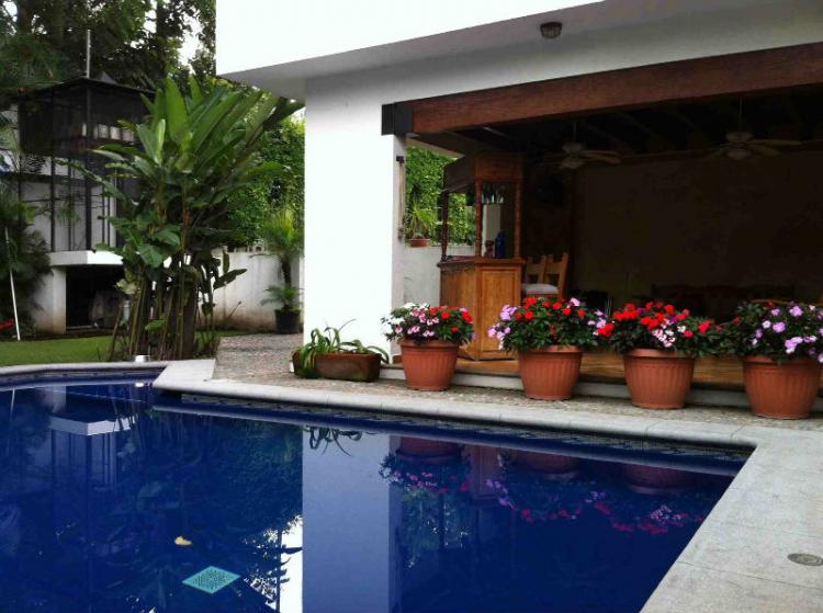 Foto Casa en Venta en Privada Chapultepec, Cuernavaca, Morelos - $ 3.150.000 - CAV85973 - BienesOnLine