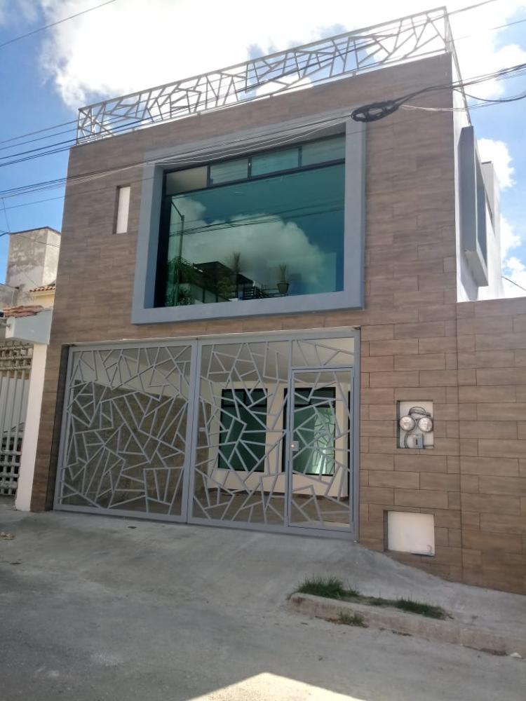 Foto Casa en Venta en RINCONADA LOS ARCOS, Puebla, Puebla - $ 2.150.000 - CAV240324 - BienesOnLine