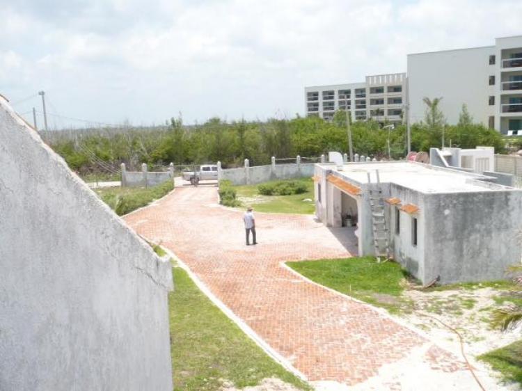Foto Casa en Venta en Puerto Morelos, Quintana Roo - U$D 1.350.000 - CAV231019 - BienesOnLine