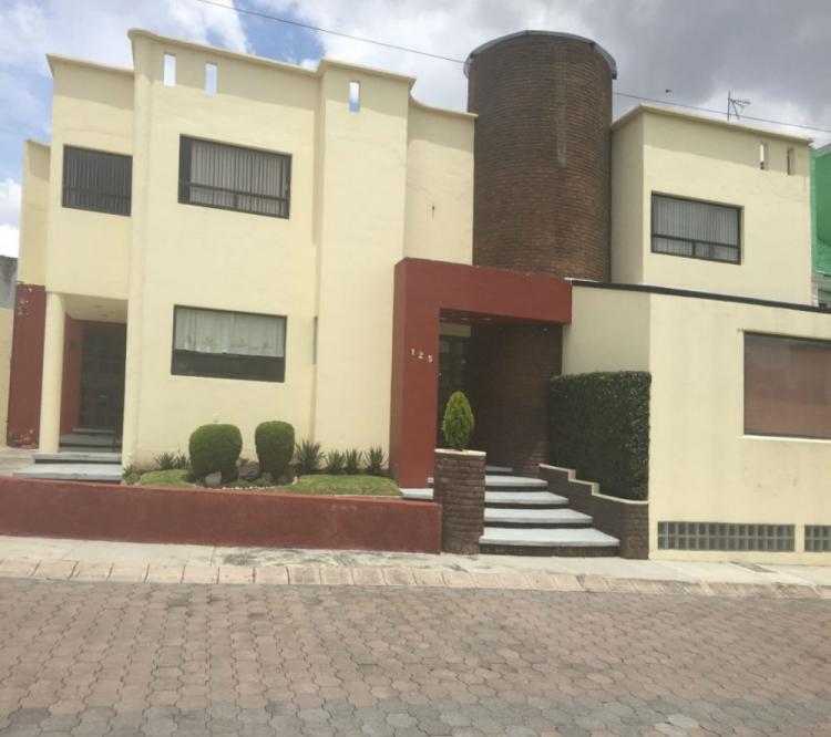 Foto Casa en Venta en Fraccionamiento Arboledas de San Javier, Pachuca de Soto, Hidalgo - $ 4.000.000 - CAV135597 - BienesOnLine