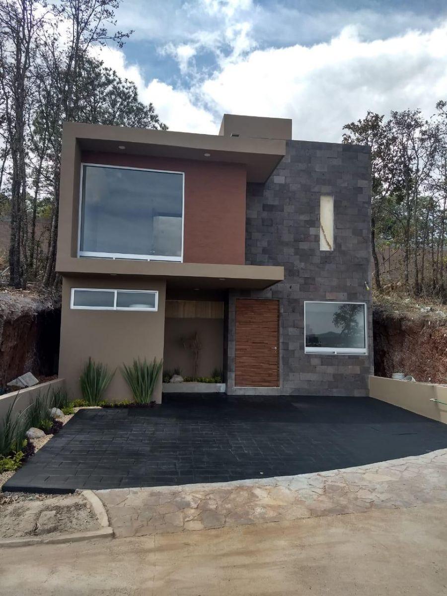 Foto Casa en Venta en Altozano, Morelia, Michoacan de Ocampo - $ 3.250.000 - CAV266451 - BienesOnLine