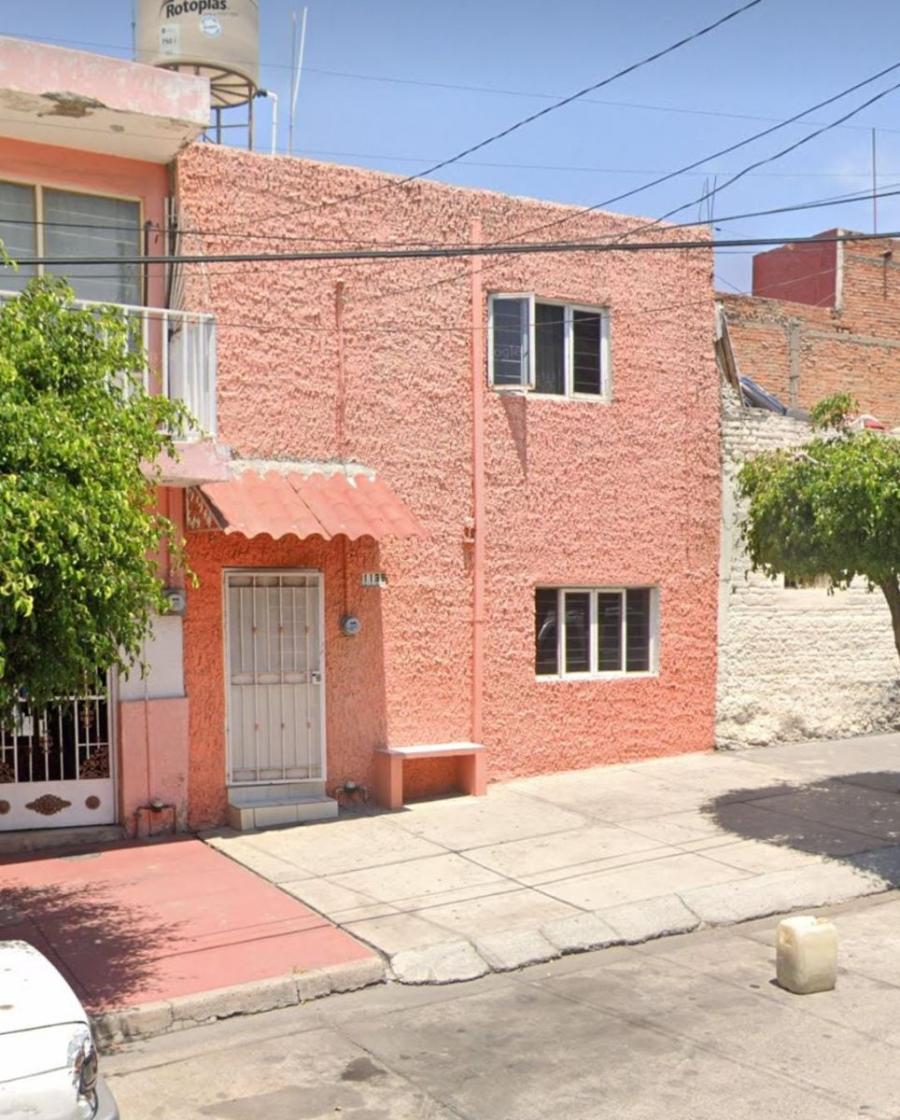 Foto Casa en Venta en Vicente Guerrero, Guadalajara, Jalisco - $ 2.530.000 - CAV359081 - BienesOnLine