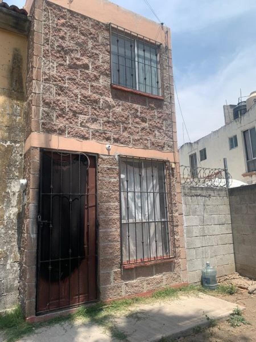 Foto Casa en Venta en VALLE DE LOS NARANJOS, Celaya, Guanajuato - $ 750.000 - CAV352693 - BienesOnLine