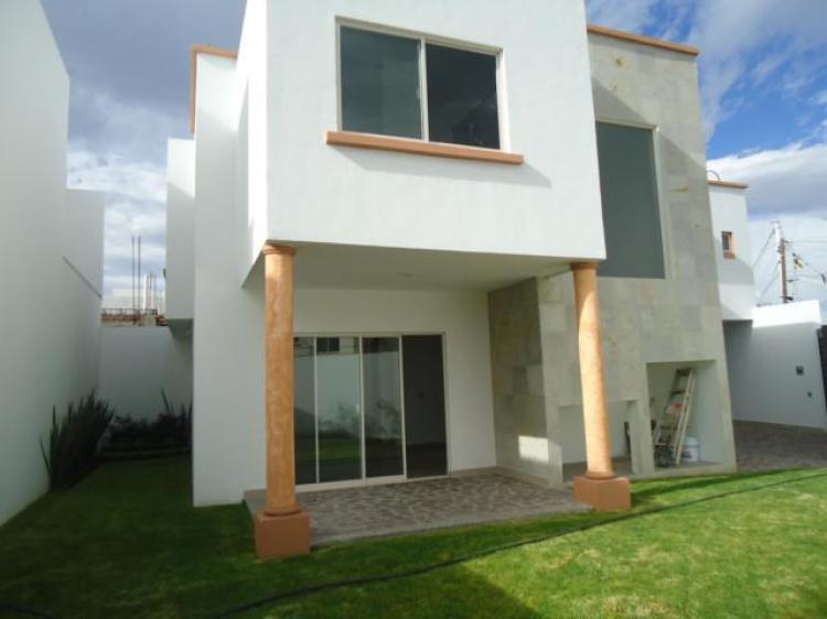 Foto Casa en Venta en Irapuato, Guanajuato - $ 4.500.000 - CAV97572 - BienesOnLine