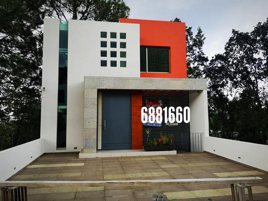 Foto Casa en Venta en FRACCIONAMIENTO VISTAS ALTOZANO, Morelia, Michoacan de Ocampo - $ 3.500.000 - CAV261787 - BienesOnLine