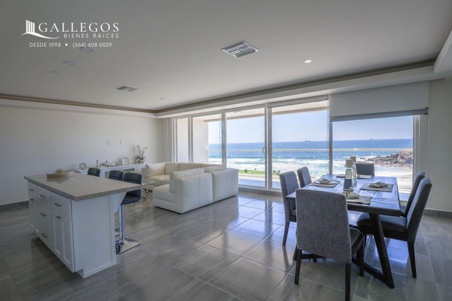 Casa en Venta en Castillos del mar, Rosarito, Baja California UD 900