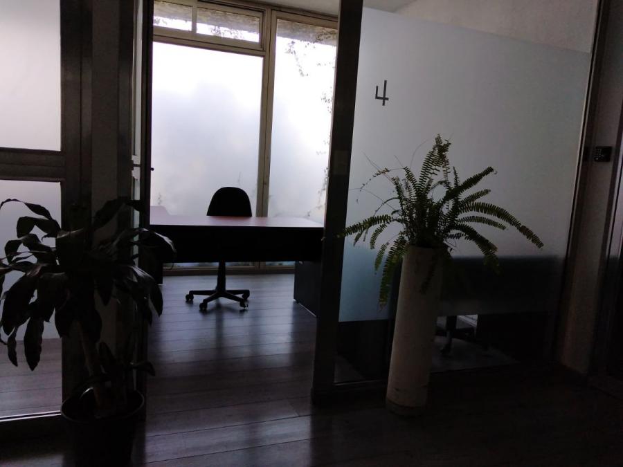 Foto Oficina en Renta en country, Zapopan, Jalisco - $ 4.500 - OFR278707 - BienesOnLine