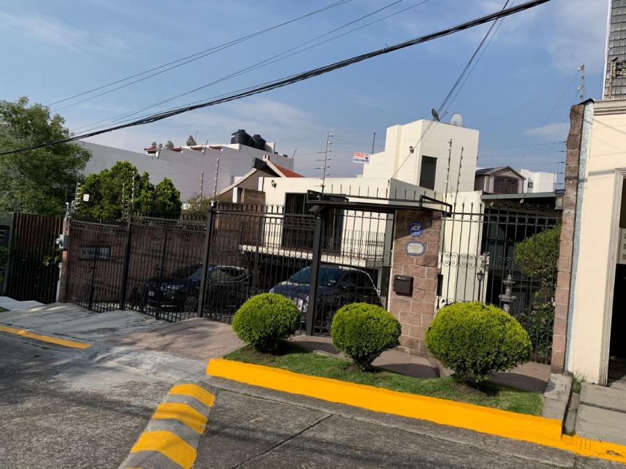 Foto Casa en Venta en LOMAS DE TECAMACHALCO, Huixquilucan de Degollado, Mexico - $ 12.500.000 - CAV360865 - BienesOnLine