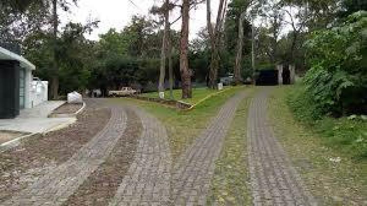 Home in Metric Way