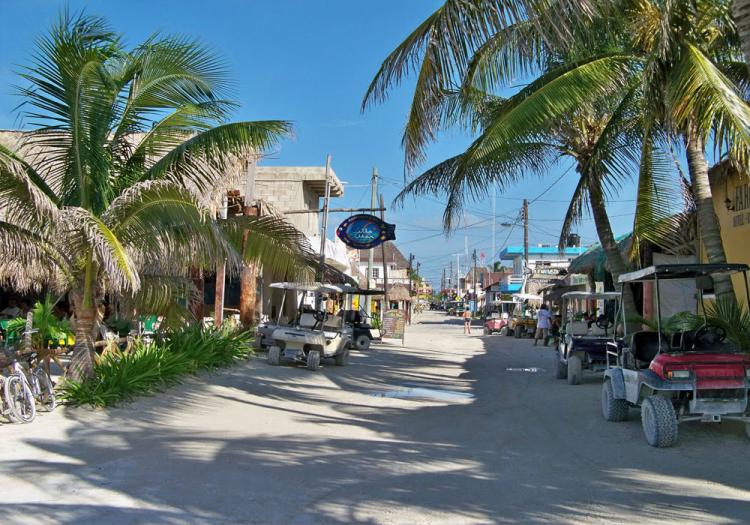 Foto Terreno en Venta en Paseo Kuka y Caleta, Holbox, Quintana Roo - U$D 24.000 - TEV56297 - BienesOnLine