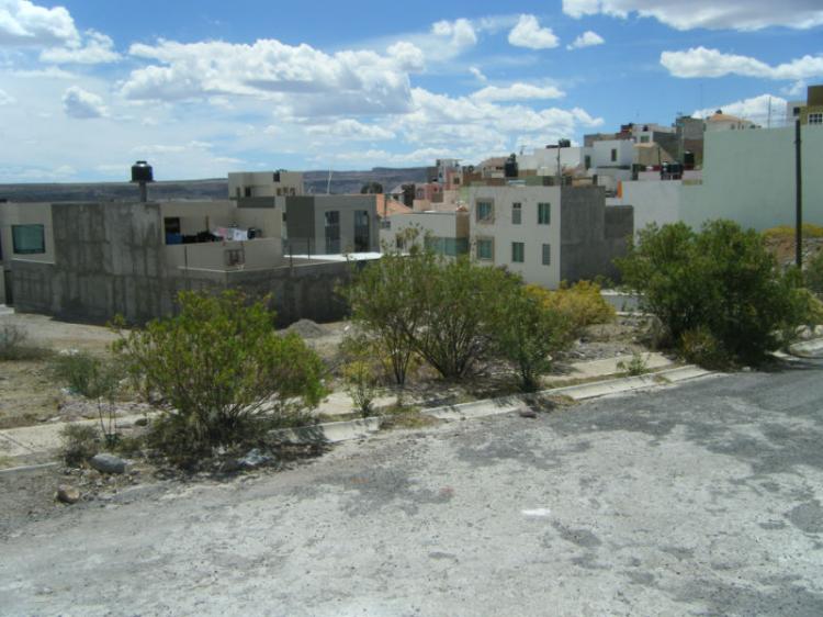 Foto Terreno en Venta en COLINAS DEL PADRE 2da SECCION, Zacatecas, Zacatecas - $ 340.000 - TEV61924 - BienesOnLine