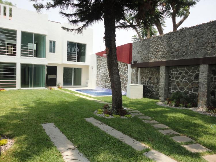 Foto Casa en Venta en CHAPULTEPEC, Cuernavaca, Morelos - $ 2.790.000 - CAV38200 - BienesOnLine