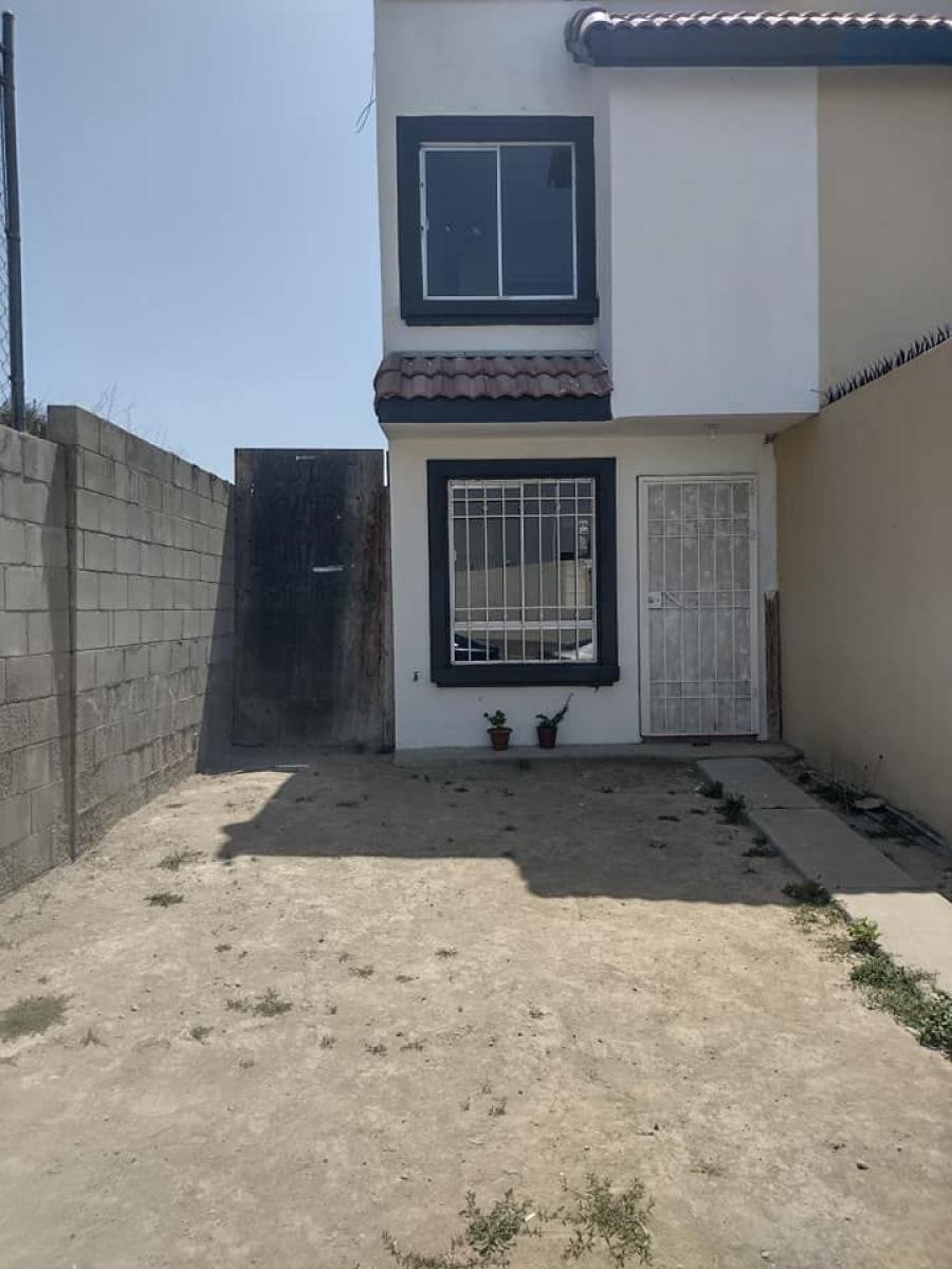 Foto Casa en Venta en URBIQUINTA DEL CEDRO, Tijuana, Baja California - $ 1.100.000 - CAV325065 - BienesOnLine