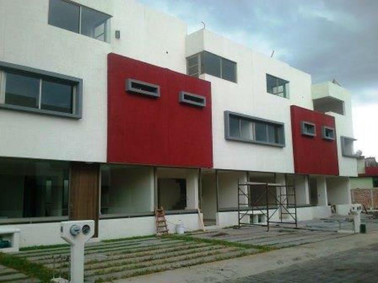 Foto Casa en Venta en AMPLIACION JARDIN DE TORREMOLINOS, Morelia, Michoacan de Ocampo - $ 2.850.000 - CAV123464 - BienesOnLine