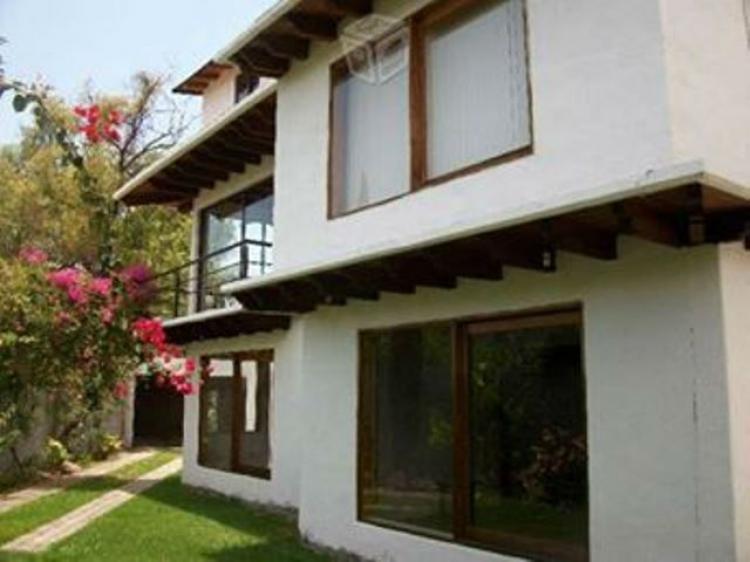 Foto Casa en Venta en San Gaspar, Valle de Bravo, Mexico - $ 1.800.000 - CAV101512 - BienesOnLine