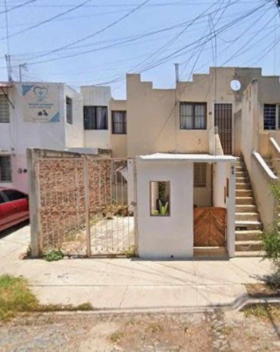 Foto Casa en Venta en HACIENDAS DEL  REAL, Tlaquepaque, Jalisco - $ 1.300.000 - CAV363676 - BienesOnLine