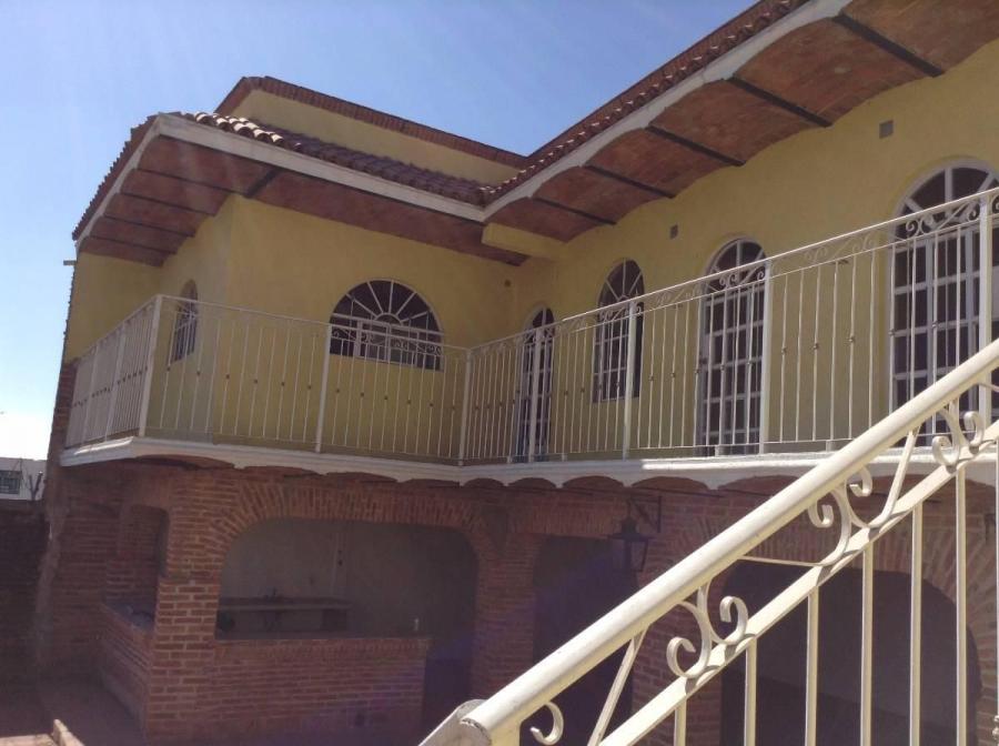 Foto Casa en Venta en LA AZUCENA, El Salto, Jalisco - $ 2.800.000 - CAV311445 - BienesOnLine