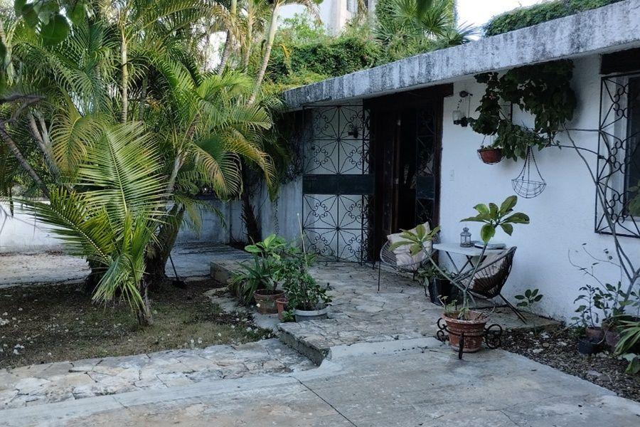 Foto Vendo Casa en Cancun Frente a entrada Zona Hotelera y Puerto Cancun