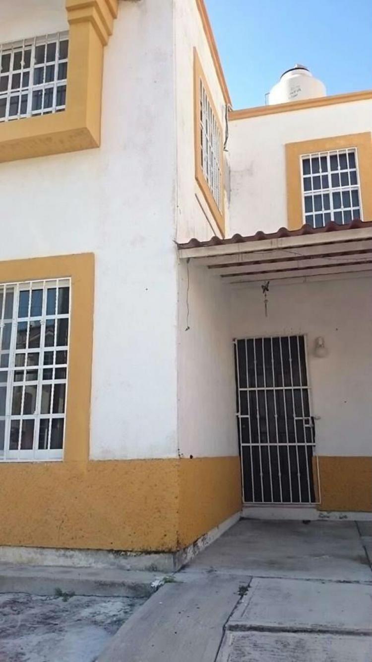 Foto Casa en Venta en Fraccionamiento Puerta de Hierro, Ciudad del Carmen, Campeche - $ 1.500.000 - CAV183207 - BienesOnLine