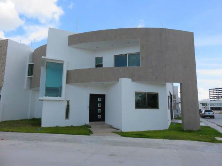 Foto Casa en Venta en Residencial del Lago, Ciudad del Carmen, Campeche - $ 3.680.000 - CAV179904 - BienesOnLine