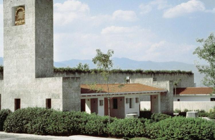 Home in Metric Way