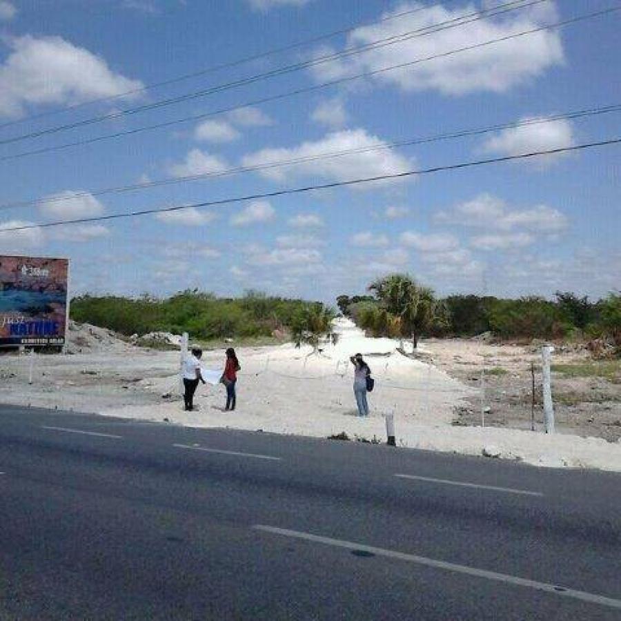 Foto Terreno en Venta en Carretera Federal Cancn - Tulum km 306, Playa del Carmen, Quintana Roo - $ 450.000 - TEV234523 - BienesOnLine
