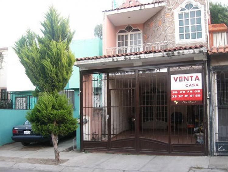 Foto Casa en Venta en residencial plutarco elias calles, Guadalajara, Jalisco - $ 735.000 - CAV93039 - BienesOnLine