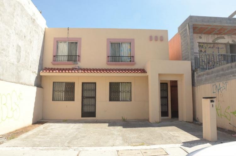 Casa en Venta en Mitras Poniente Sec. Guadalcazar, García, Nuevo Leon - $   - CAV176359 - BienesOnLine