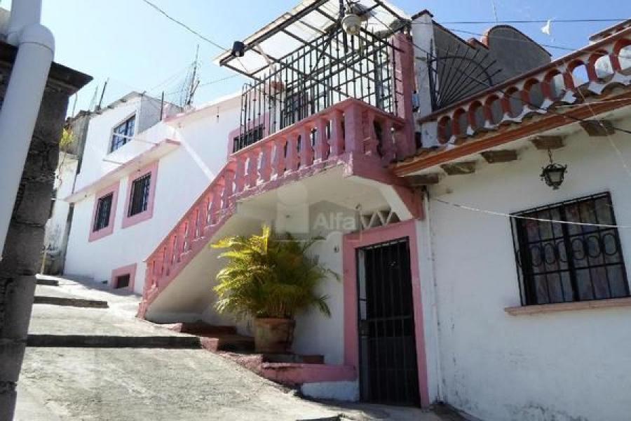 Foto Casa en Venta en Taxco de Alarcn Centro, Taxco de Alarcn, Guerrero - $ 1.800.000 - CAV322155 - BienesOnLine
