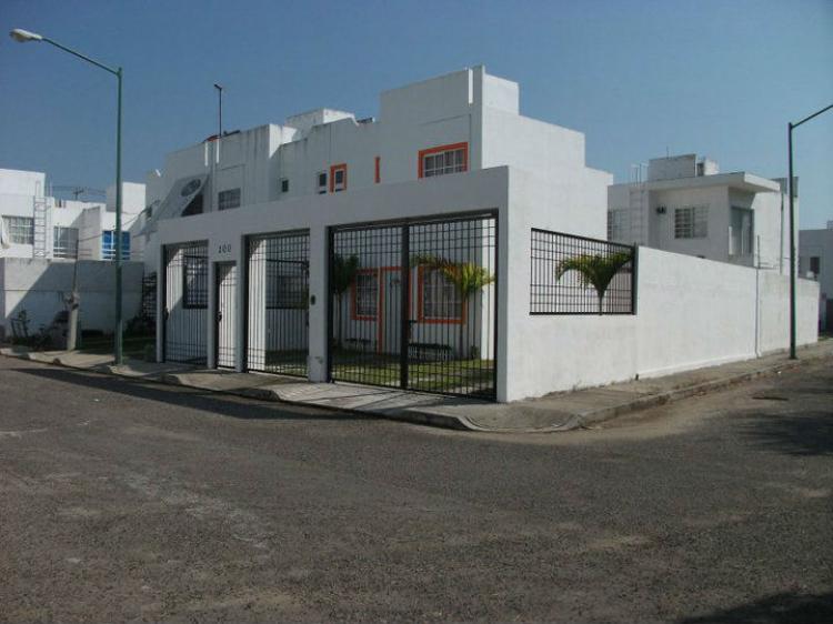 Foto Casa en Venta en Fraccionamiento Palma Real, Fraccionamiento Baha de Banderas, Nayarit - $ 850.000 - CAV169027 - BienesOnLine