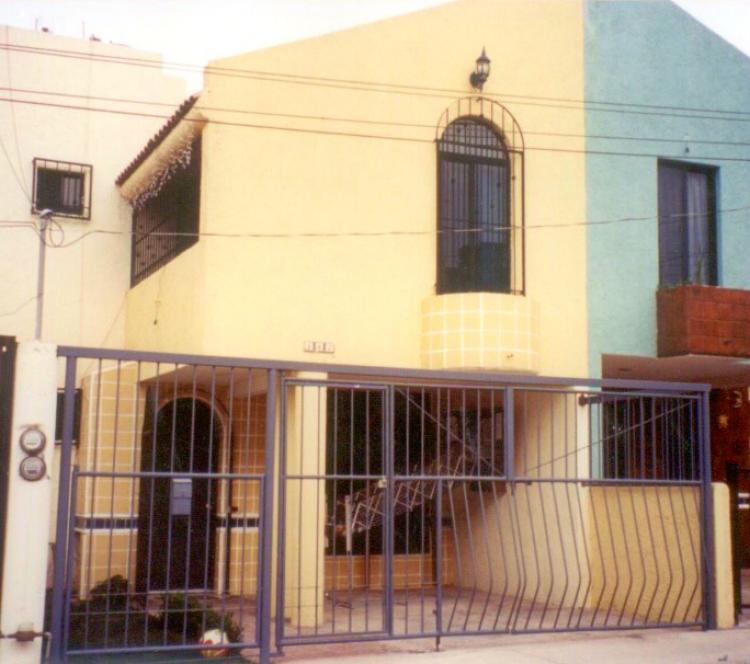 Foto Casa en Venta en Colinas de San Isidro, Len de los Aldama, Guanajuato - $ 1.400.000 - CAV148138 - BienesOnLine