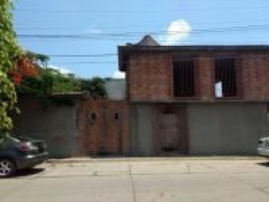 Foto Casa en Venta en Arboledas, Acmbaro, Guanajuato - $ 1.800.000 - CAV243121 - BienesOnLine