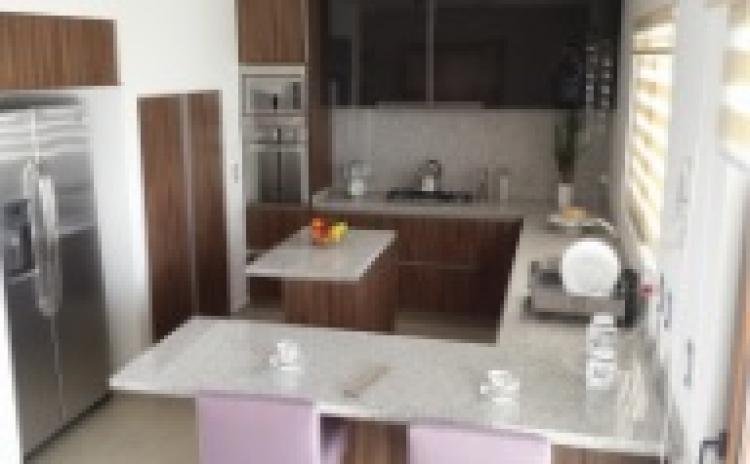 Home in Metric Way