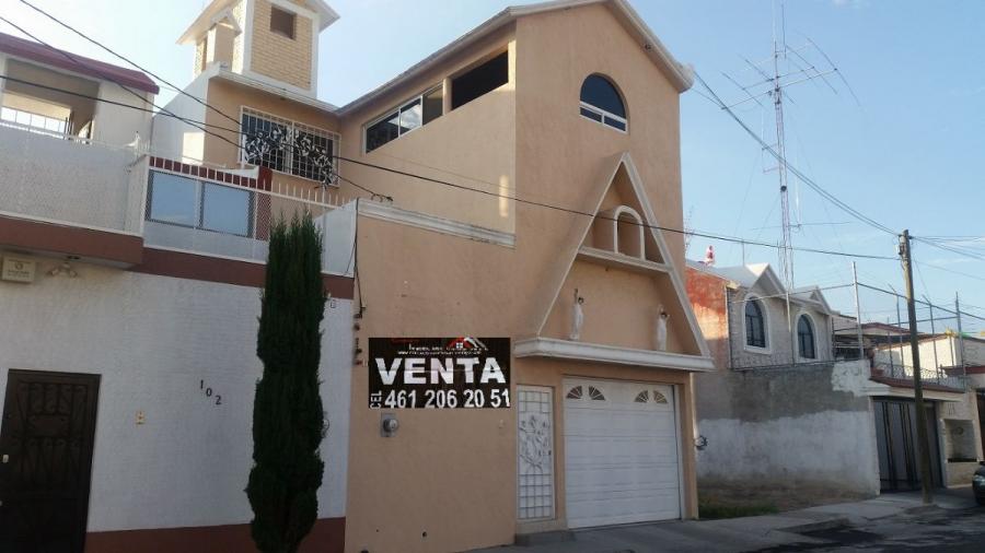 Foto Casa en Venta en RESIDENCIAL DEL PARQUE, Celaya, Guanajuato - $ 2.895.000 - CAV250193 - BienesOnLine