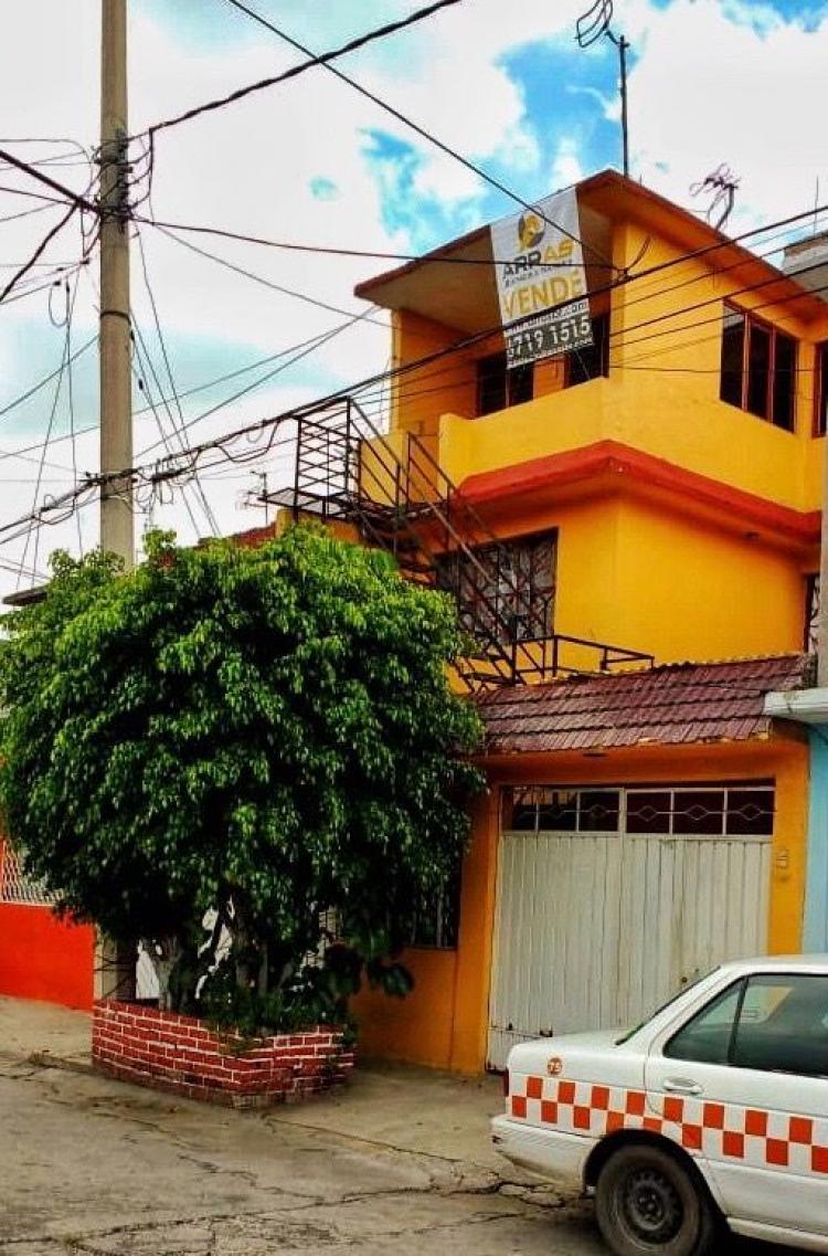 Foto Casa en Venta en Fraccionamiento Villas de Guadalupe Xalostoc, Ecatepec de Morelos, Mexico - $ 1.850.000 - CAV240024 - BienesOnLine