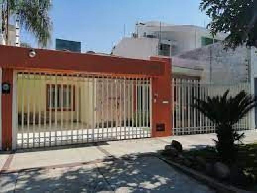 Foto Casa en Venta en SAN ISIDRO EJIDAL, Zapopan, Jalisco - $ 1.700.000 - CAV319542 - BienesOnLine