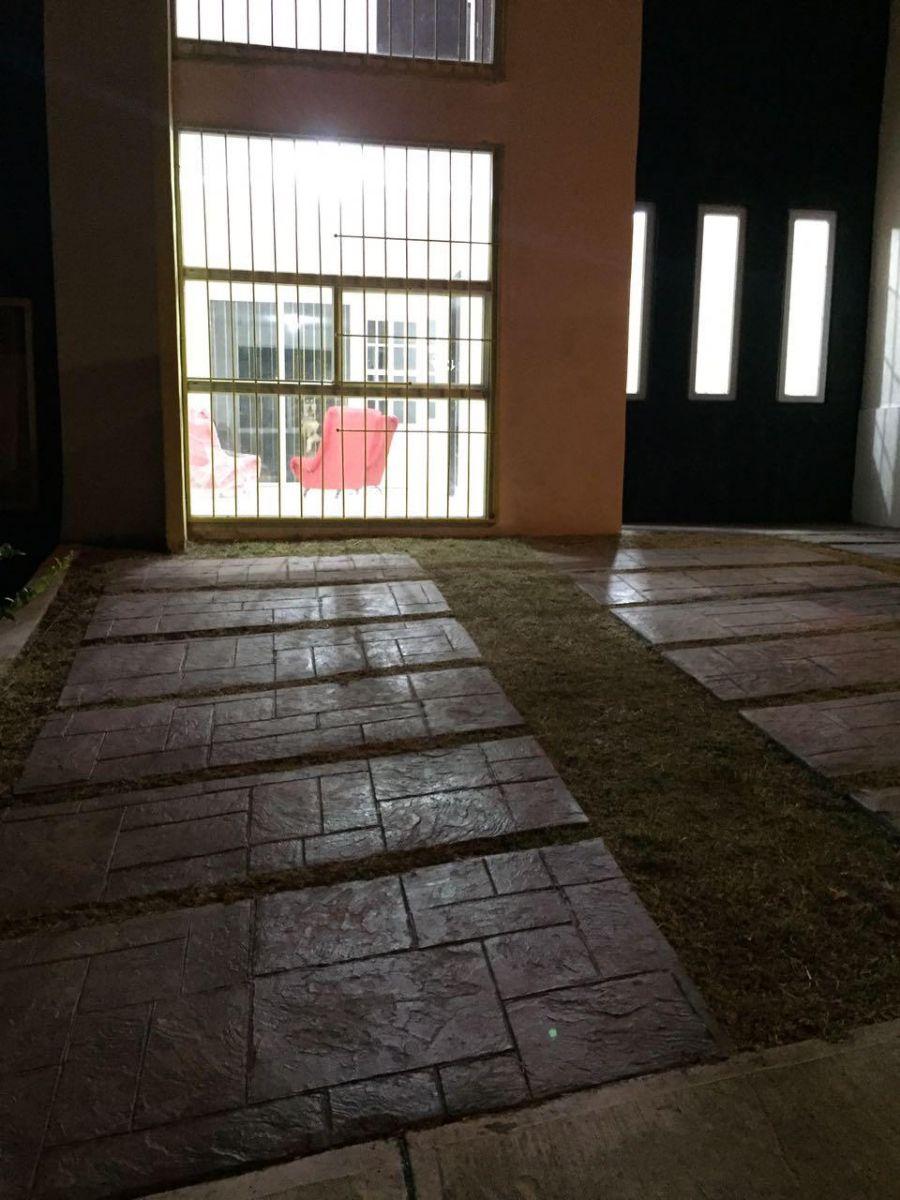 Foto Casa en Venta en fraccionamiento villas del sur ii, Morelia, Michoacan de Ocampo - $ 1.550.000 - CAV243000 - BienesOnLine