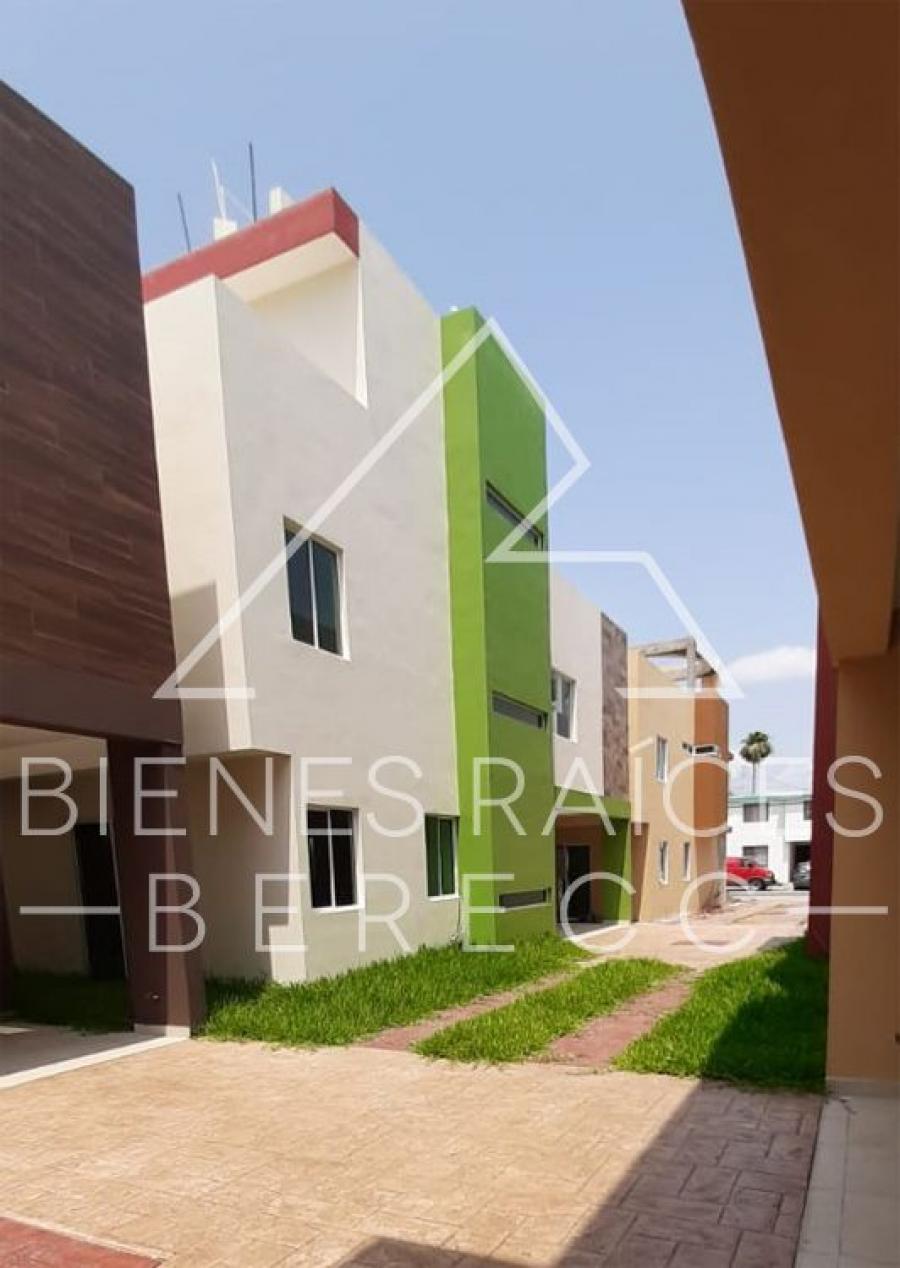 Foto Casa en Venta en Col Unidad Nacional, Ciudad Madero, Tamaulipas - $ 2.390.000 - CAV277271 - BienesOnLine