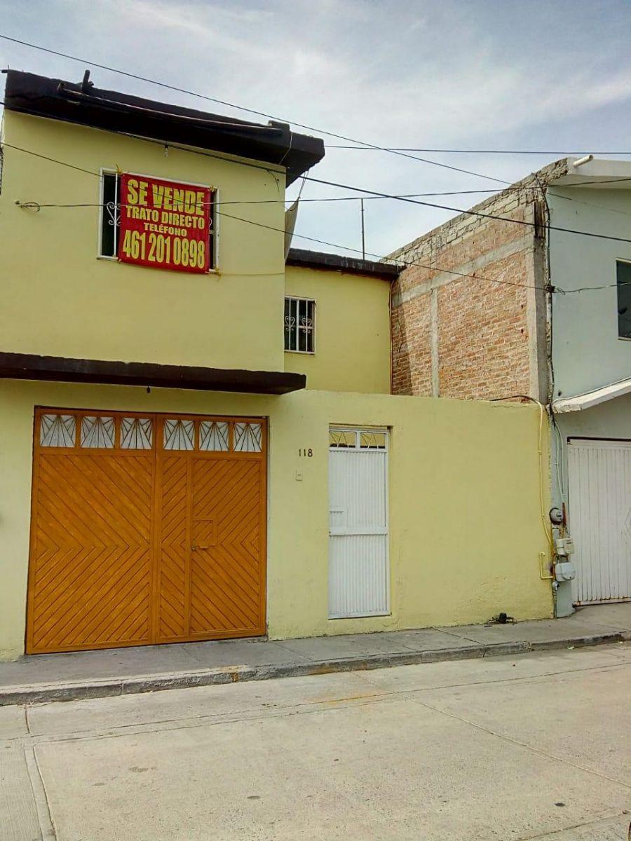Foto Casa en Venta en COL. GOBERNADORES, Celaya, Guanajuato - $ 1.100.000 - CAV253942 - BienesOnLine