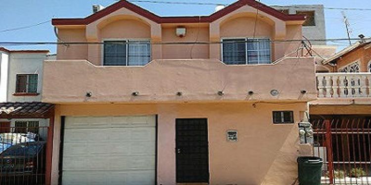 Foto Casa en Venta en VILLA FONTANA, Tijuana, Baja California - $ 1.265.000 - CAV209040 - BienesOnLine