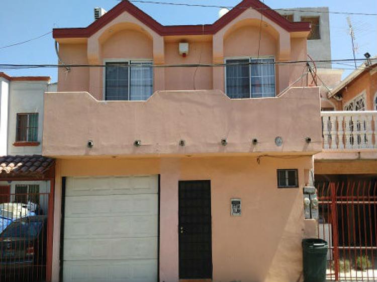 Foto Casa en Venta en VILLA FONTANA, Tijuana, Baja California - $ 1.265.000 - CAV179036 - BienesOnLine