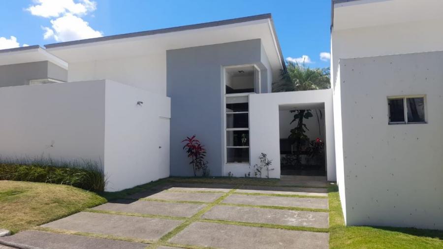 Foto Casa en Alquiler en Carretera Masaya, Lista de Entregar, Managua - U$D 1.300 - CAA1027 - BienesOnLine