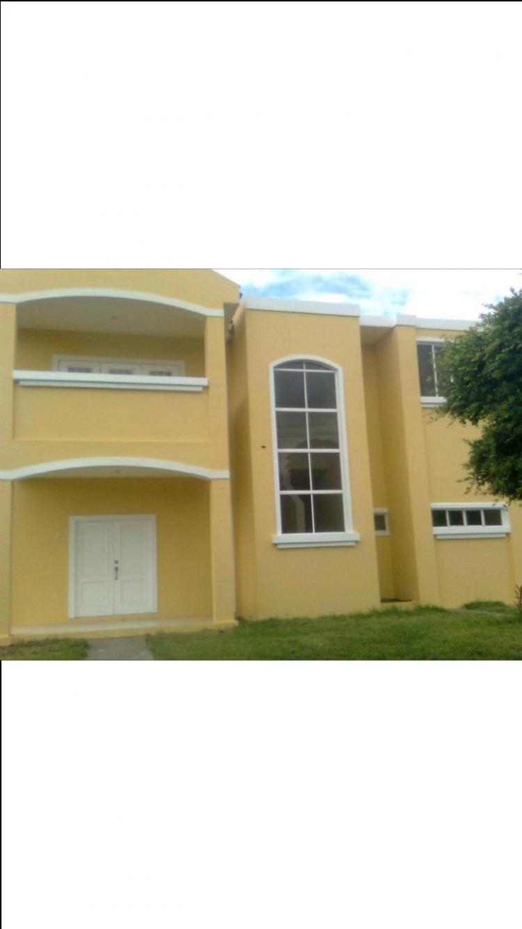 Foto Casa en Alquiler en Esquipulas, Condominio Terranova, Managua - U$D 850 - CAA269 - BienesOnLine