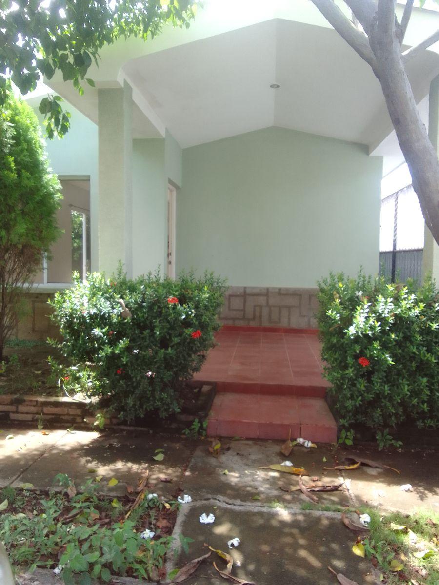 Foto Casa en Venta en Residencial Vistas del Momotombo, Managua - U$D 39 - CAV1130 - BienesOnLine