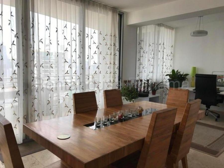 Foto Apartamento en Alquiler en El Cangrejo, Bella Vista, Panamá - U$D 2.000 - APA83693 - BienesOnLine