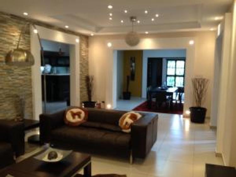 Home in Metric Way