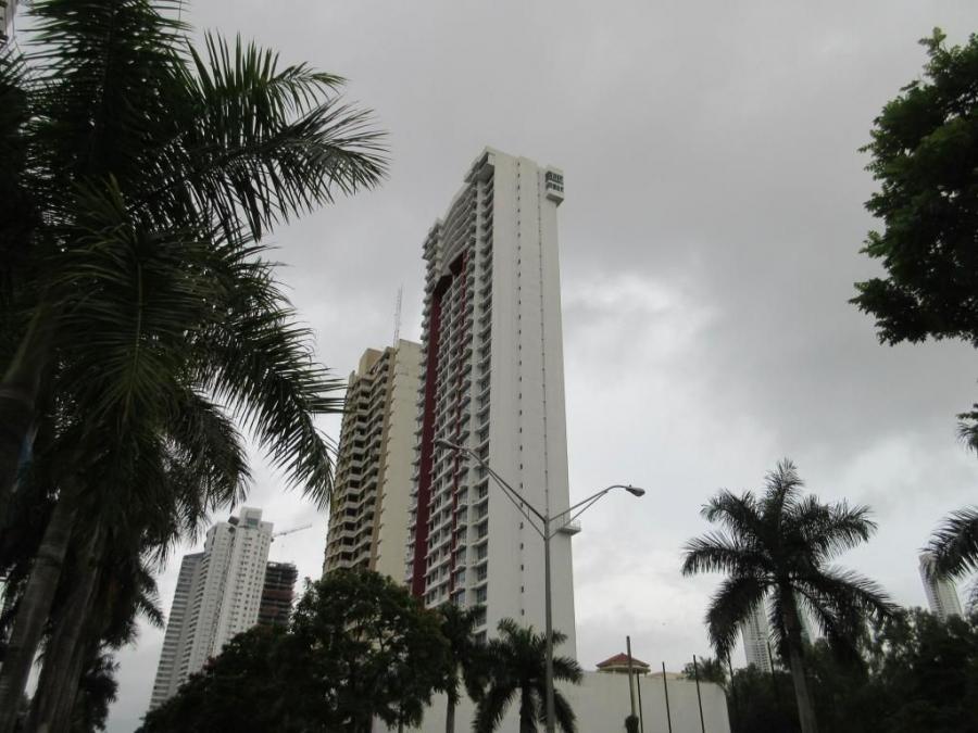 Foto Apartamento en Venta en Costa Del Este, Panam - U$D 300.000 - APV29230 - BienesOnLine