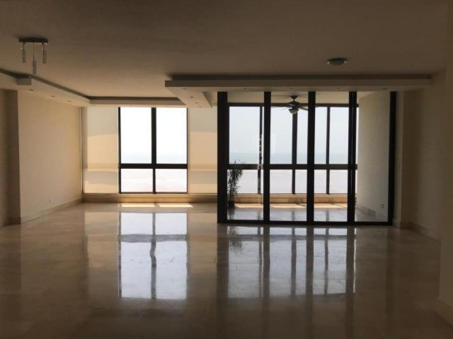 Foto Apartamento en Venta en Costa del Este, Ciudad de Panam, Panam - U$D 750.000 - APV71112 - BienesOnLine